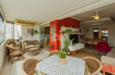 Apartamento à venda 3 dormitórios, sendo 1 suíte, mobiliado, no bairro rio branco / porto alegre