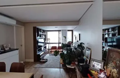 Apartamento à venda com 79m² , 02 dormitórios, sendo 1 suíte e 02 vagas de garagem no bairro higienópolis - porto alegre/rs