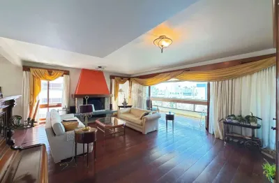 Apartamento à venda 3 dormitórios, sendo 1 suíte master, um por andar, 237m², sacada, com 4 vagas de garagem,  no bairro rio branco - porto alegre/rs