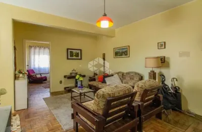 Apartamento à venda,2 dormitórios, 59m² com sacada no bairro higienópolis, porto alegre/rs