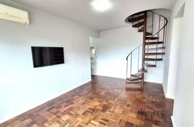 Cobertura de 2 quartos com garagem à venda no bairro floresta - porto alegre/rs