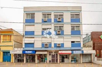 Apartamento de 2 dormitórios com terraço no menino deus - porto alegre/rs