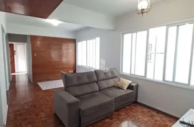 Apartamento 4 dormitórios com sacada, av. Salgado Filho, Centro Histórico - Porto Alegre/RS