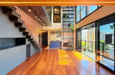 Apartamento duplex à venda, com 2 suítes, 2 vagas de garagem, churrasqueira, no bairro Higienópolis - Porto Alergre / RS