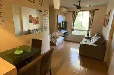 Apartamento à venda de 2 quartos e 1 vaga de garagem no bairro Alto Petrópolis em Porto Alegre - RS.