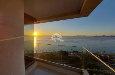 Apartamento com 3 suítes (sendo 1 master), 3 vagas de garagem na beira-norte em florianópolis/sc.