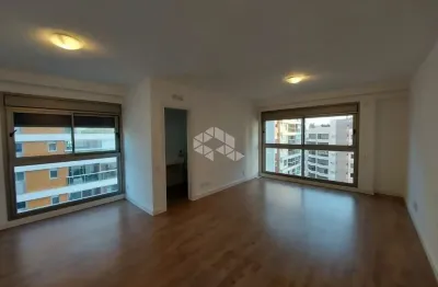 Apartamento com 3 suítes, 3 vagas de garagem na beira mar norte em florianópolis/sc.