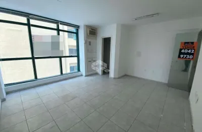 Sala comercial à venda na Avenida Prefeito Osmar Cunha, 19, Centro, Florianópolis