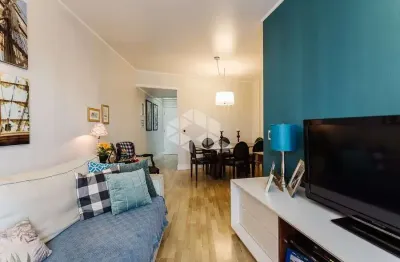 Apartamento mobiliado com 3 dormitórios/quartos e sendo 2 suítes a venda - centro, florianópolis sc