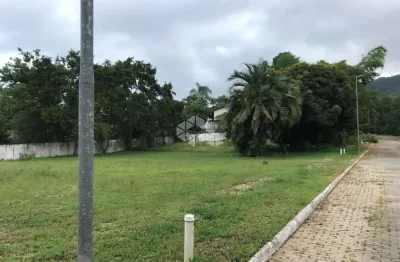 Terreno em condomínio fechado com 454,95m² A Venda - Ratones, Florianópolis SC.