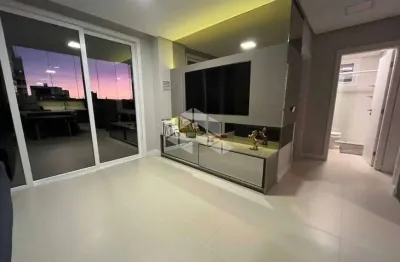 Apartamento mobiliado com 2 dormitórios/quartos e sendo 1 suíte a venda - centro, florianópolis sc