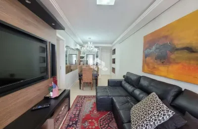 Apartamento com vista para o mar mobiliado de 3 dormitórios, sendo 1 suíte, 2 vagas de garagem no centro de florianópolis/sc.