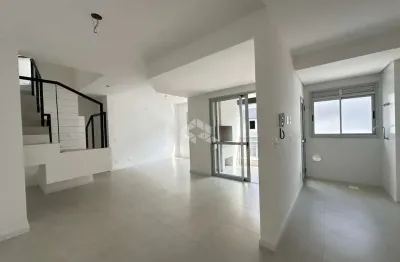 Apartamento duplex com 2 dormitórios/quartos sendo 1 suíte à venda - estreito, florianópolis sc
