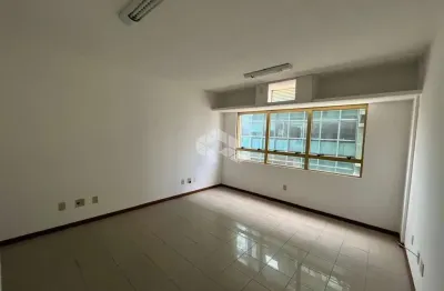 Sala comercial no centro de florianópolis próxima à beira-mar