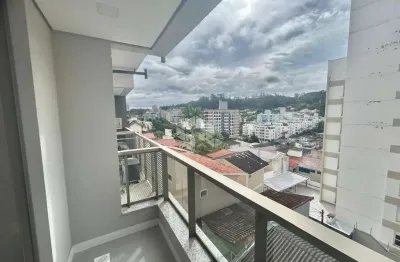 Apartamento moderno de 3 quartos sendo 1 suíte com 1 vaga de garagem e vista panorâmica na carvoeira florianópolis