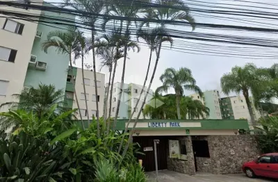 Apartamento com 3 quartos sendo 1 suíte em condomínio fechado no córrego grande em florianópolis