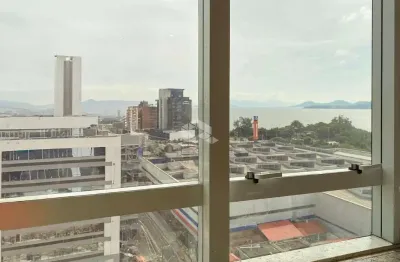 Sala comercial ampla com estacionamento rotativo e portaria na agronômica florianópolis