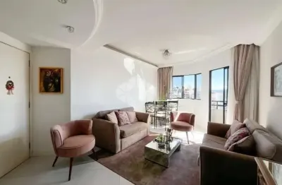 Apartamento com 3 quartos sendo 1 suíte sacada e vista panorâmica no coração do centro de florianópolis