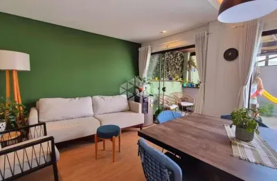 Casa com piscina e churrasqueira 3 quartos sendo 1 suíte no saco dos limões florianópolis