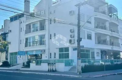 Loja comercial ampla em jurerê com 93m² privativos e vaga ao lado do imperatriz