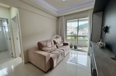 Apartamento com 2 quartos sendo 1 suíte e vista panorâmica na trindade florianópolis