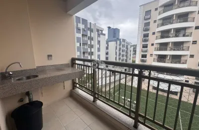 Apartamento mobiliado com 3 quartos 1 suíte e estrutura completa no pantanal florianópolis