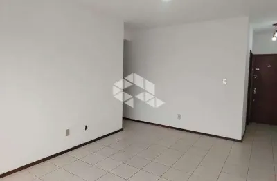 Apartamento 1 quarto semimobiliado na agronômica em condomínio fechado