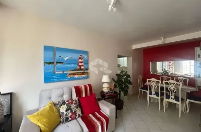 Apartamento 3 quartos sendo 1 suíte na trindade, próximo à ufsc e shopping villa romana