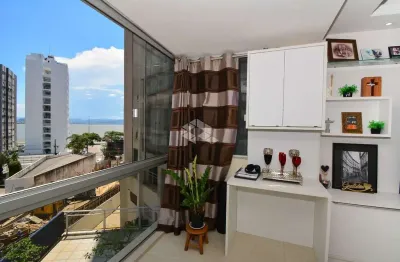Apartamento mobiliado com 3 quartos sendo 1 suíte 2 vagas no centro de florianópolis