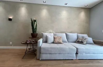 Apartamento 2 quartos sendo 1 suíte sacada com churrasqueira e piscina no saco dos limões florianópolis