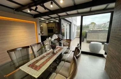 Cobertura mobiliada e docorada próximo ao centro de garibaldi