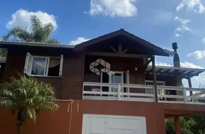 Bela casa mobiliada a venda no interior de carlos barbosa