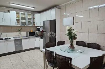 Apartamento com 3 quartos à venda na Vicente Dal Bo, 269, Champanhe, Garibaldi