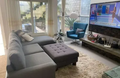 Casa com 5 suítes, 4 vagas  e 300 m² no jardim panorâmico em garopaba sc