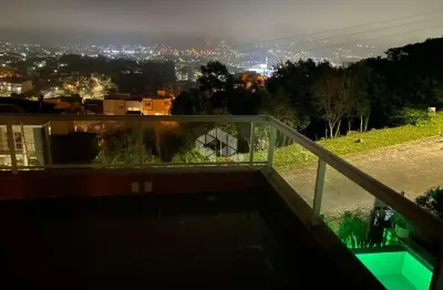 Casa com 5 suítes, 4 vagas  e 300 m² no jardim panorâmico em garopaba sc
