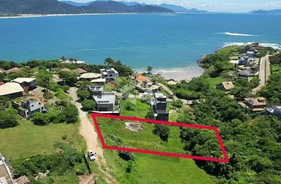 Terreno à venda na ponta da vigia com vista para o mar em garopaba sc com 1.370m²