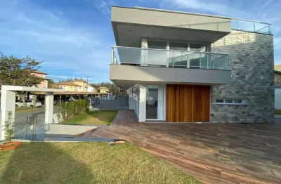 Casa com 4 quartos à venda na Das Amendoeiras, 602, Morrinhos, Garopaba