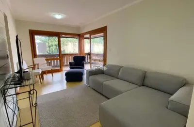 Apartamento 2 dormitórios, 96m², 2 vagas, na av. borges, centro de gramado