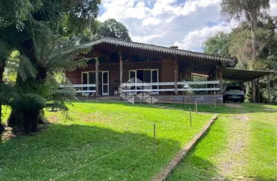 Casa em terreno com potencial para construção de condomínio ou pousada na vila suzana