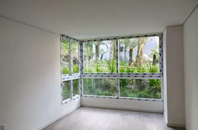 Apartamento com dois dormitórios/quartos ( suítes) no centro de canela