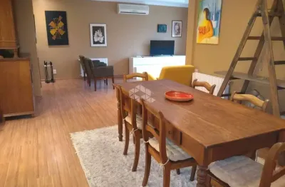 Apartamento 2 dormitórios, 116m², 3 vagas, no centro de gramado