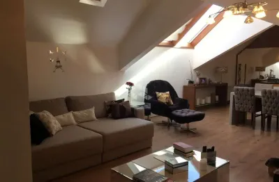 Apartamento em gramado, com dois dormitórios(uma suíte), com 67,26 m², mobiliado.