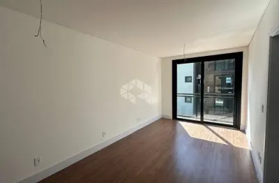 Apartamento com 02 dormitórios, 62,41m², uma vaga de garagem, em gramado