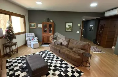 Apartamento 3 dormitórios, 118m², 1 vaga, no centro de gramado