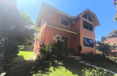 Casa com 4 dormitórios, 180,62m², em canela, no bairro sinossera