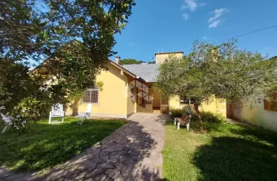 Casa à venda com 3 dormitórios, 2 vagas no bairro alegria em guaíba