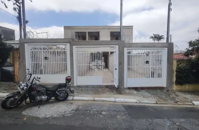 Casa com 2 quartos à venda na Rua Engenheiro Ferreira, 548, Vila Nhocune, São Paulo