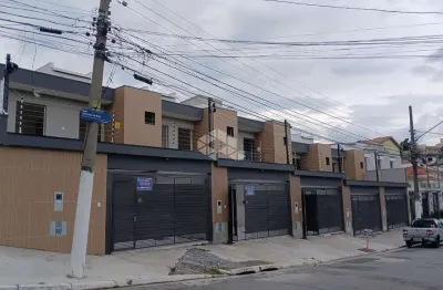Sobrados novos na vila re com 2 dormitórios, um suite e até 3 vagas