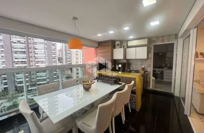 Apartamento a venda com 3 quartos, 1 suíte, 3 vagas e varanda gourmet.