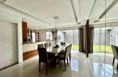Casa térrea com 3 dormitórios no bairro estancia velha em canoas/rs.